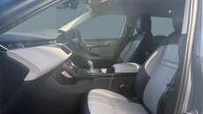 Land Rover Range Rover Evoque 2.0 P250 R-Dynamic SE 5dr Auto Petrol Hatchback